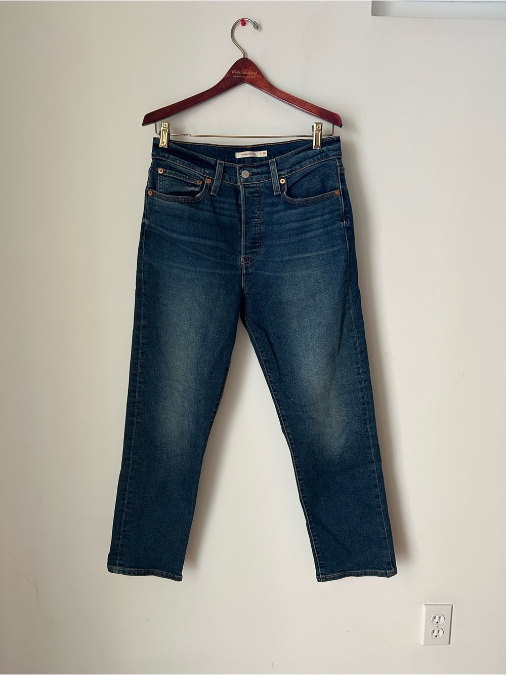 Levi’s Dark Blue Wedgie Straight